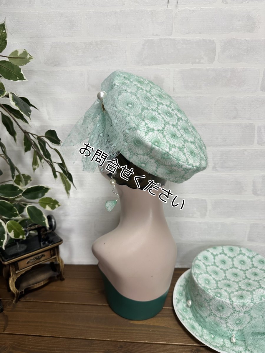 画像4: 【ここあみ気まぐれ祭り】アンティークワンピのミントベレー【リユース生地】 (4)