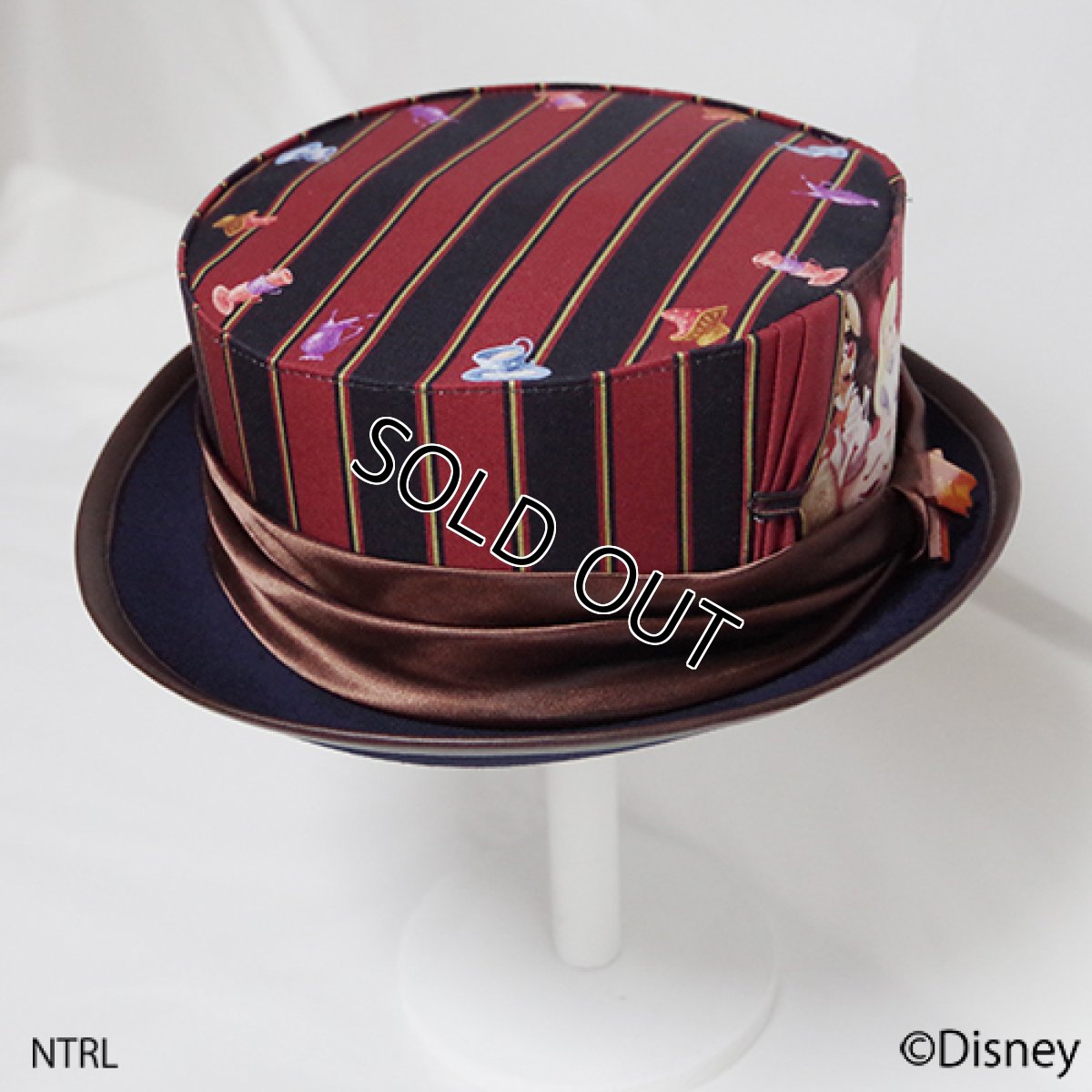 画像4: 不思議の国のアリス 帽子「何でもない日バンザイ！」(レッド) (4)