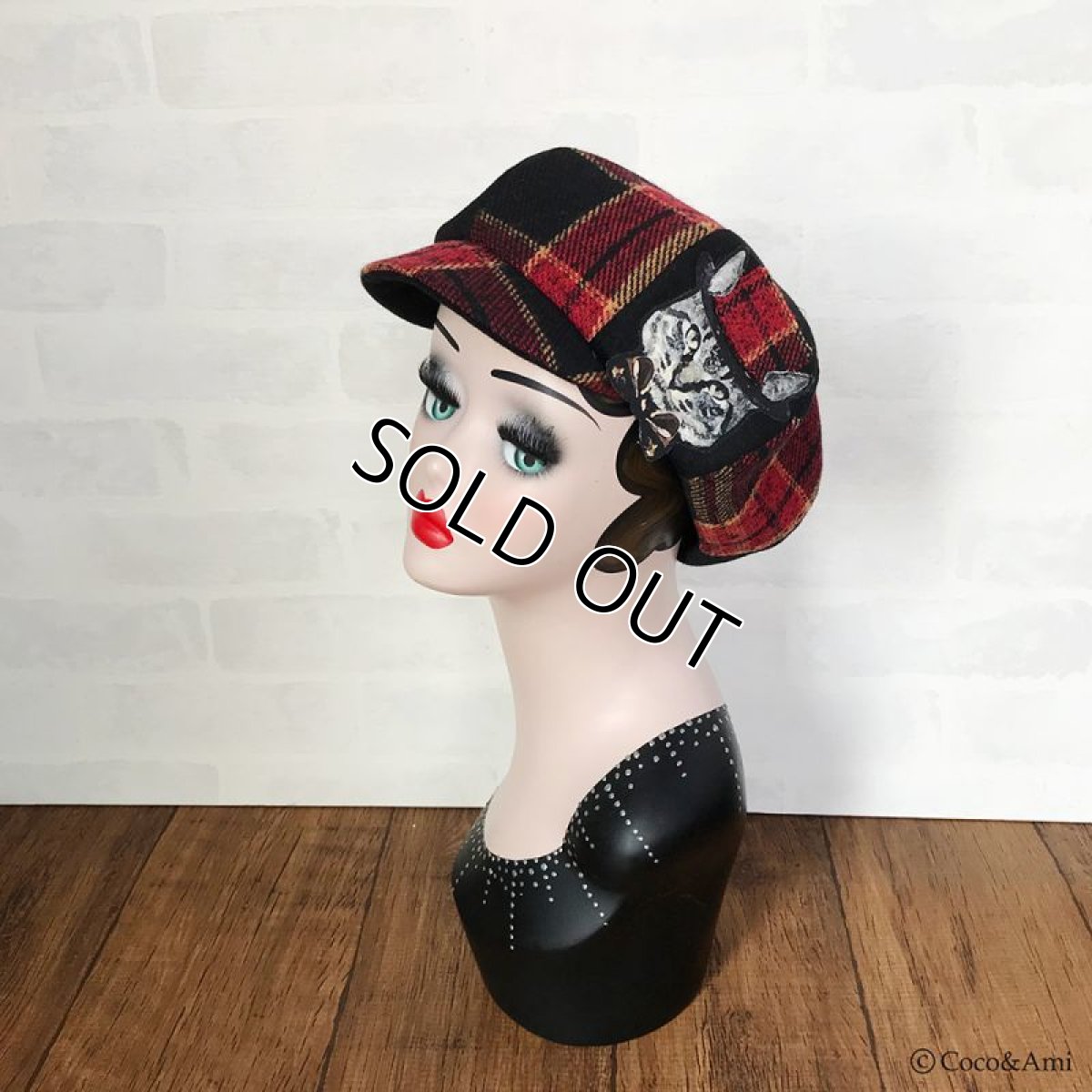 画像2: 猫かぶらニャいと！冬キャスケット(赤) (2)