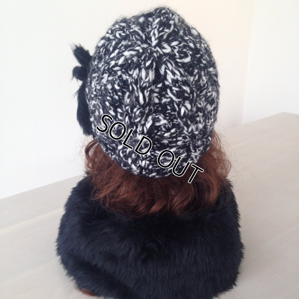 画像4: 飴ージング！ウサギダーマン/ニット(ブラック) (4)